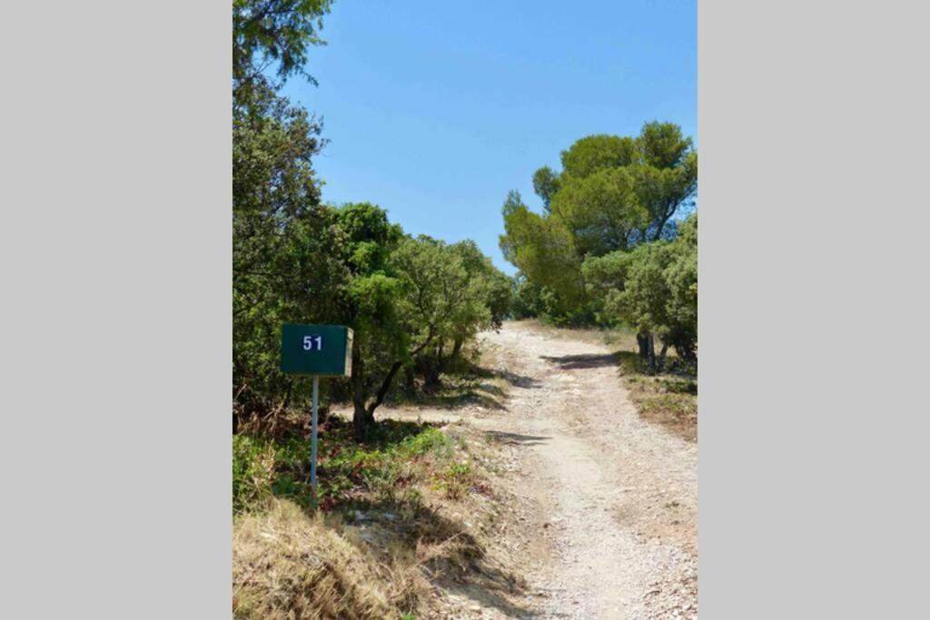 Studio Tudo Bem Villeneuve-lès-Avignon Εξωτερικό φωτογραφία